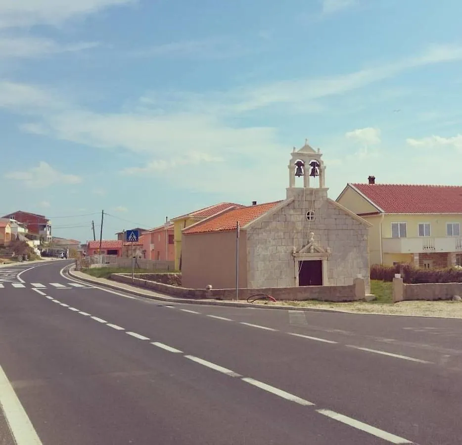 Apartman Lidija Dinjiška 0*,